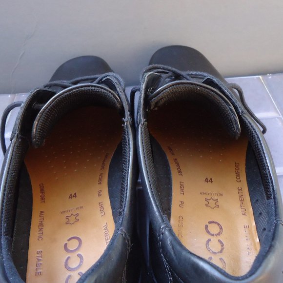 SIZE EU 44. ECCO Helsinki leather oxfords shoes. - Picture 12 of 16